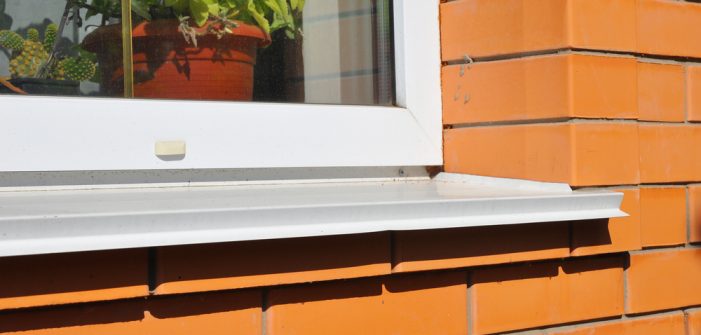 Parapety zewnętrzne – co warto wiedzieć i jak wybrać?